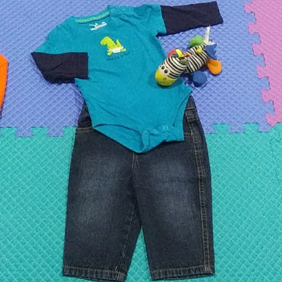 Infant Jean pants and long sleeve onesie - Picture 2 of 2